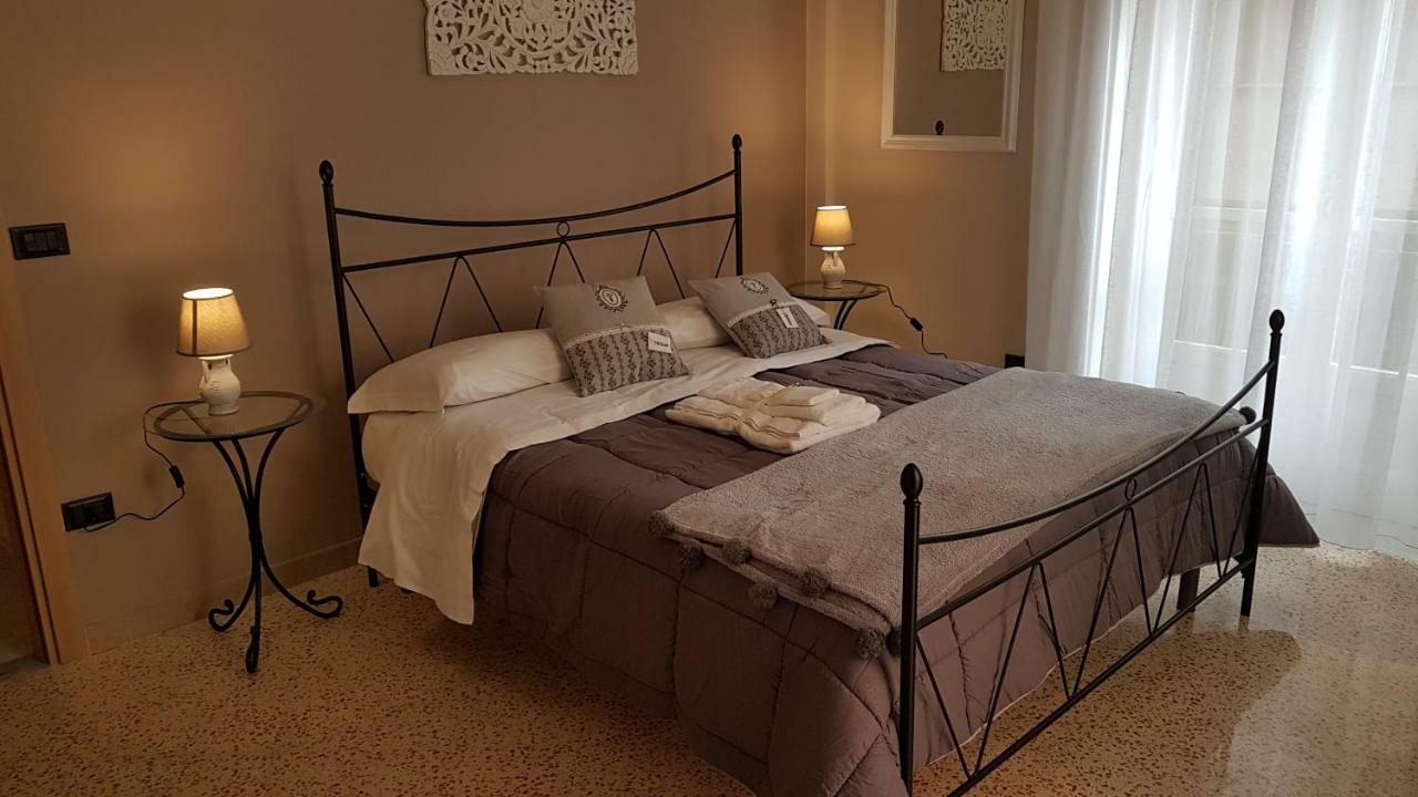 Salerno Centraal Apartment Eksteriør bilde
